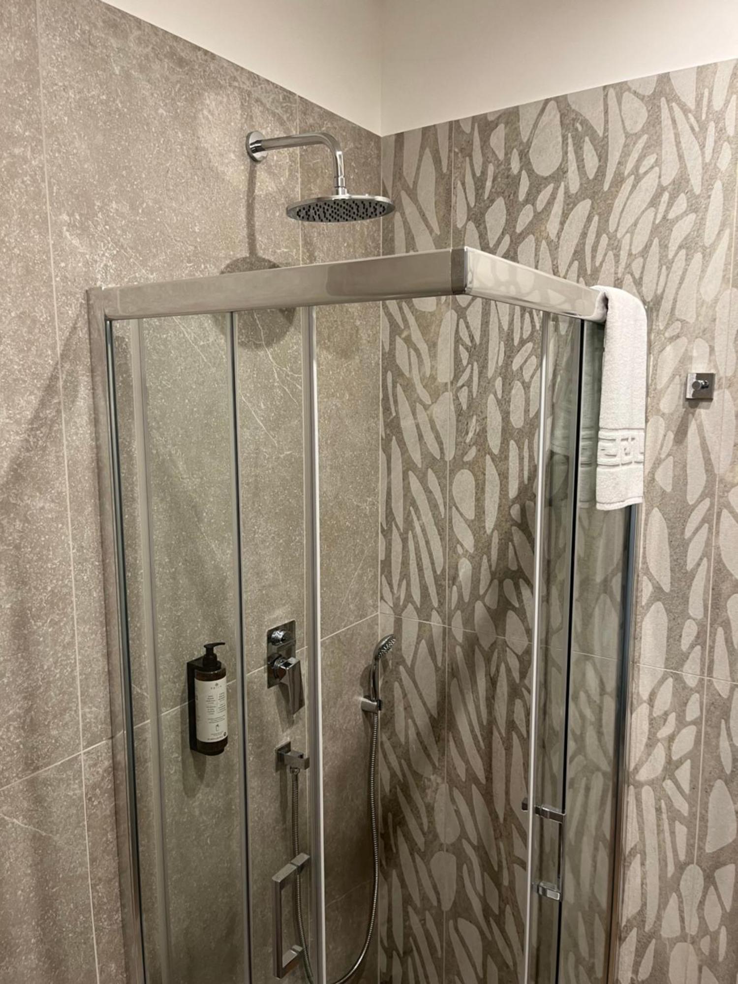 Maison Romana Trastevere Suites Экстерьер фото
